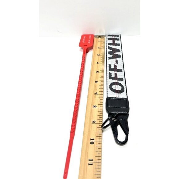 Off-White Keychain Lanyard Industrial Strap Design with Red Zip Tie Tag - Picture 7 of 7